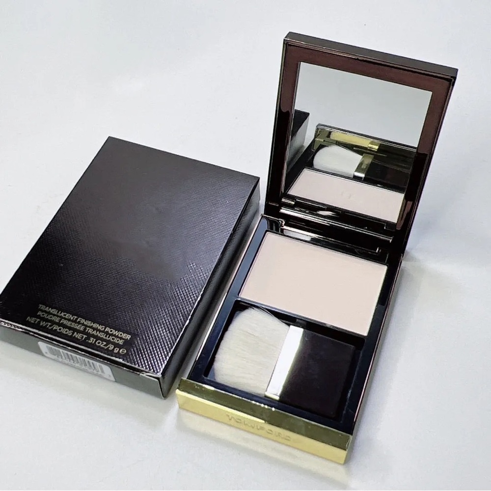 Tom Ford 01 Alabaster Nude Translucent Finishing Powder, 0.31oz/9g, NIB